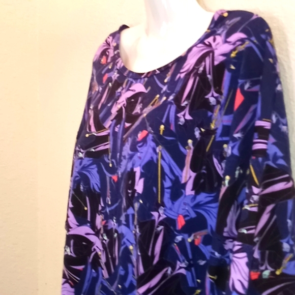 LulaRoe Maleficent Irma Printed Top - Picture 2 of 12